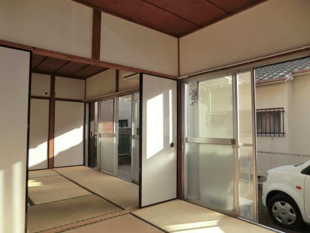 Living and room