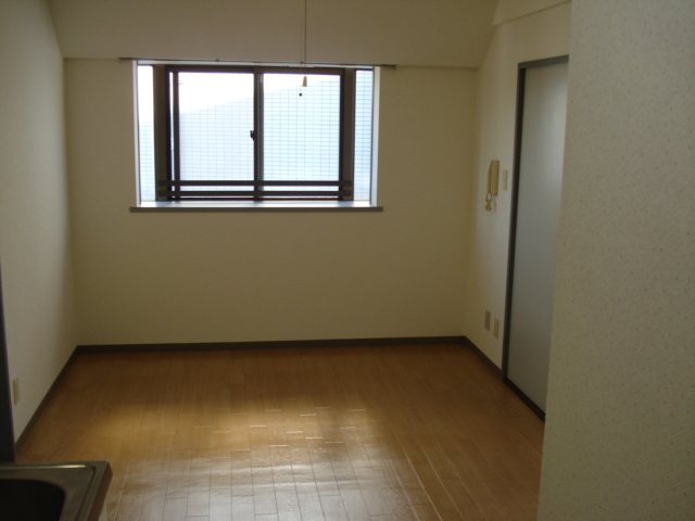 Living and room. Dining space with a bay window