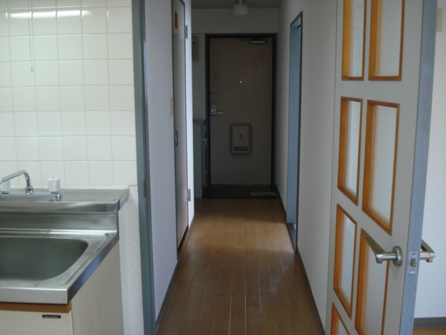 Entrance. There is a corridor and entrance'm.