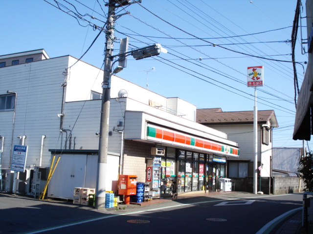 Convenience store. 371m until Thanksgiving (convenience store)