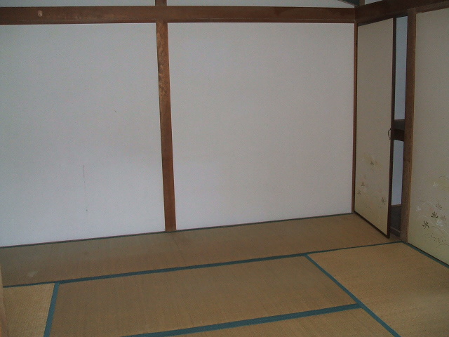Other room space. Japanese-style room 6 tatami