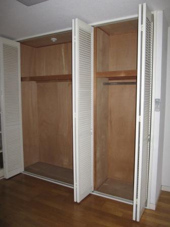 Receipt. Storage with a hanger pipe is also multiplied by Court