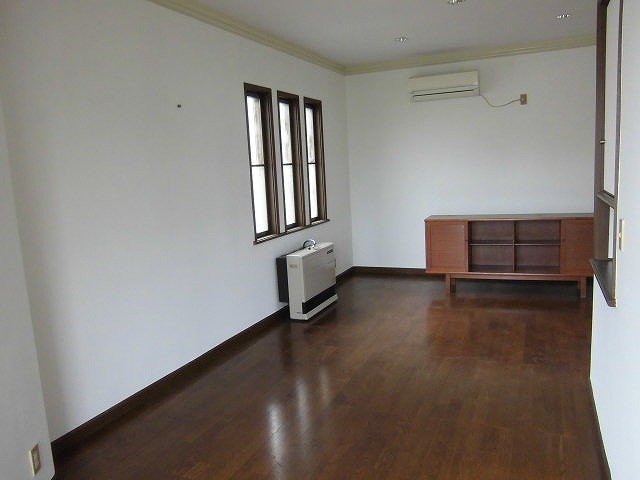 Other room space