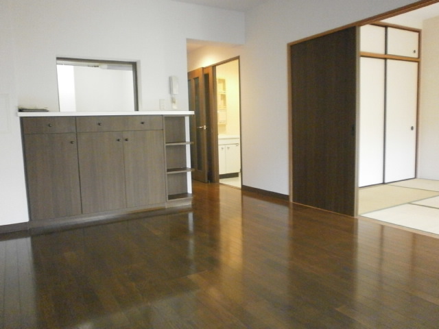 Living and room. Living