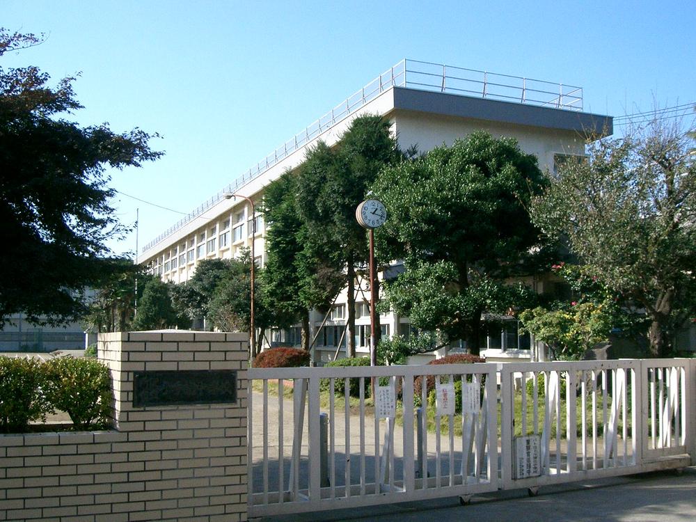 Junior high school. Tokorozawa Municipal Kotesashi until junior high school 1520m