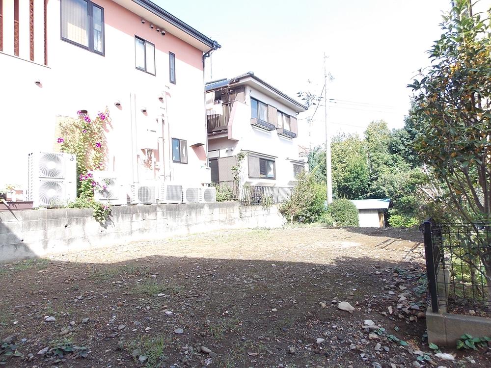 Local appearance photo. Local (10 May 2013) Shooting