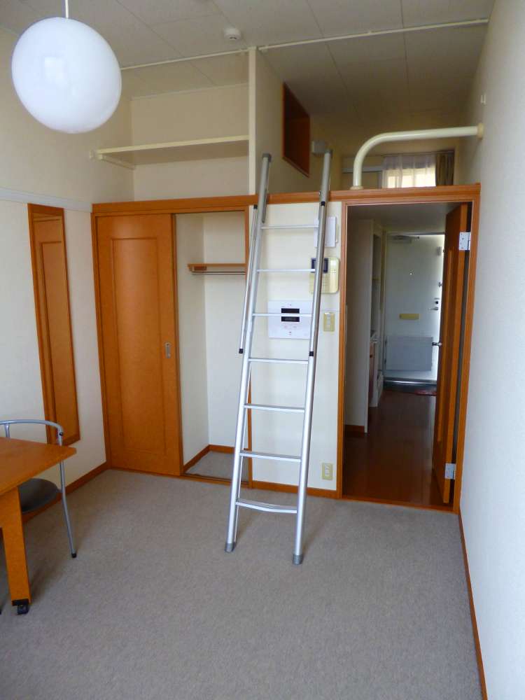 Living and room
