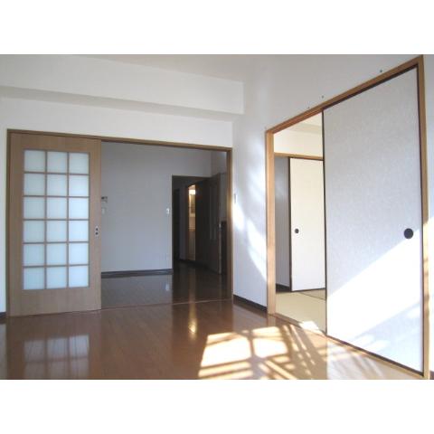 Living and room