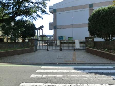 Primary school. Tokorozawakita up to elementary school (elementary school) 200m