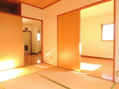 Living and room. Japanese-style room 6 quires