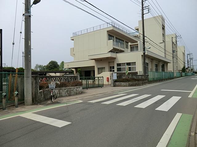 Primary school. Tokorozawa Municipal Yanase to elementary school 1680m