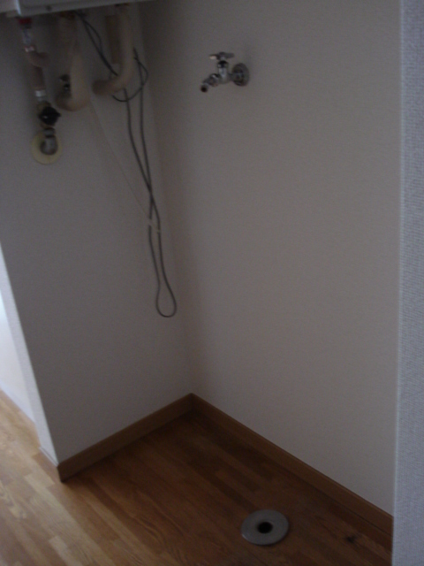 Other Equipment. Indoor Laundry Storage.