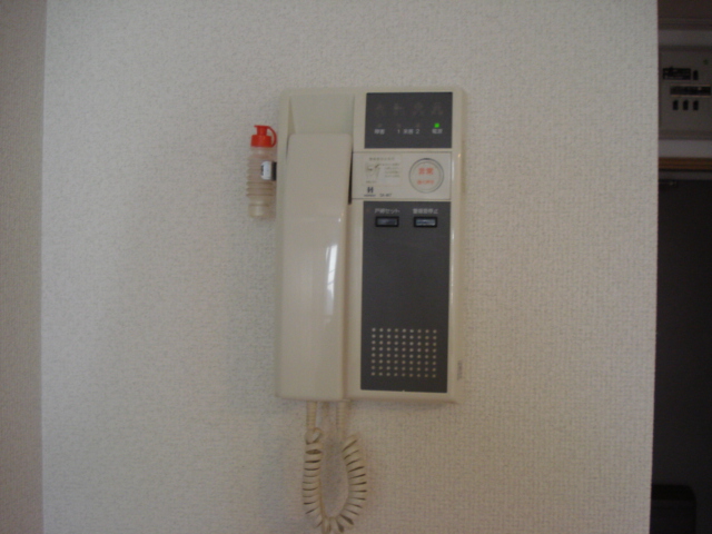 Other Equipment. Intercom ・ There is a peace of mind