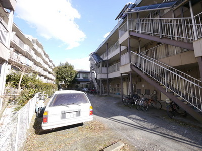 Parking lot