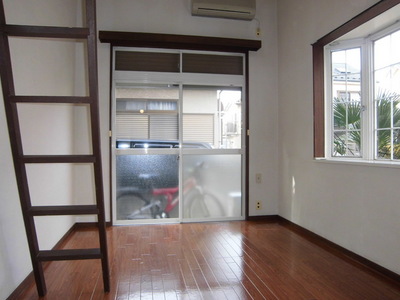 Living and room