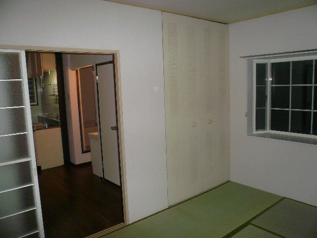 Living and room