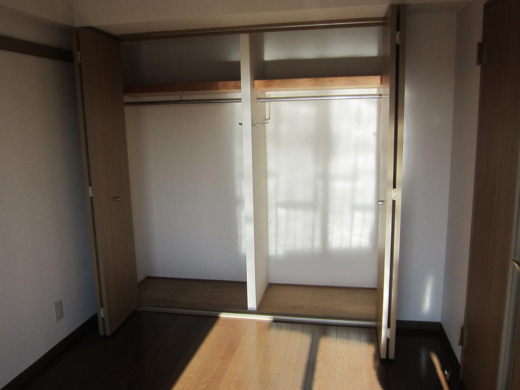 Receipt. Large closet in the south Interoceanic