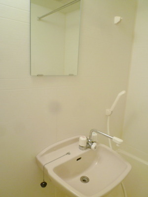 Washroom. Wash!