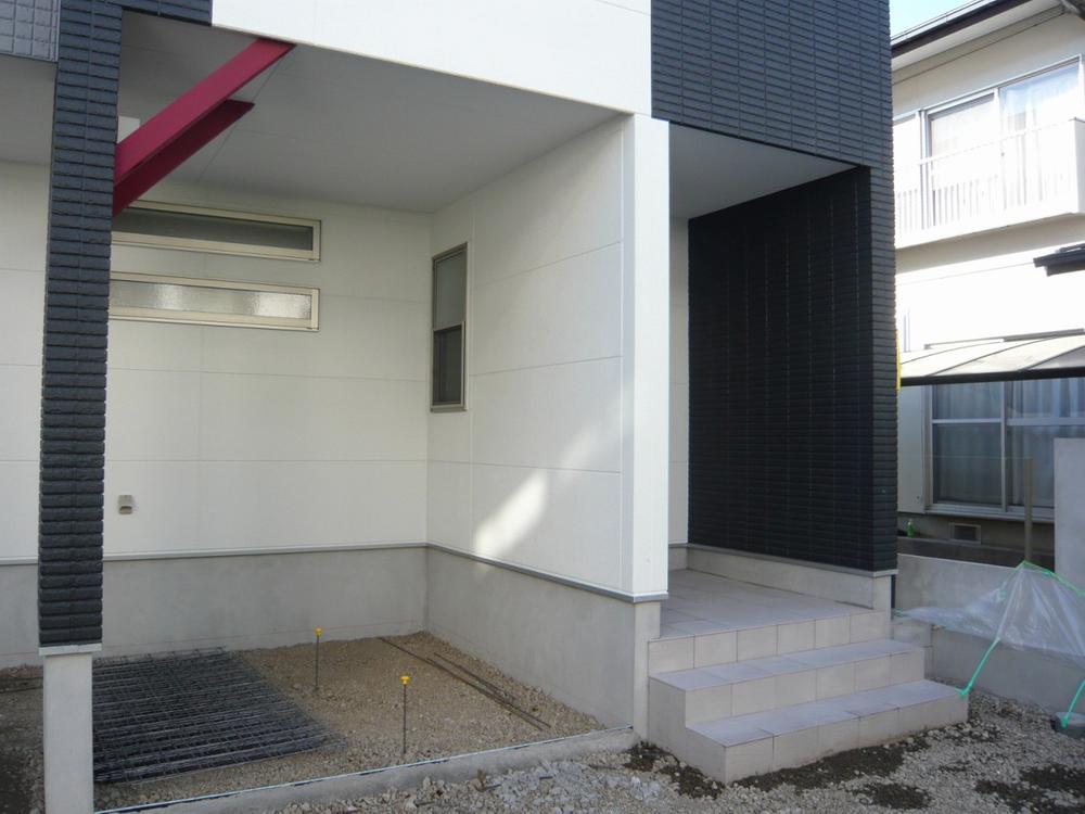 Parking lot. Local (11 May 2013) Shooting