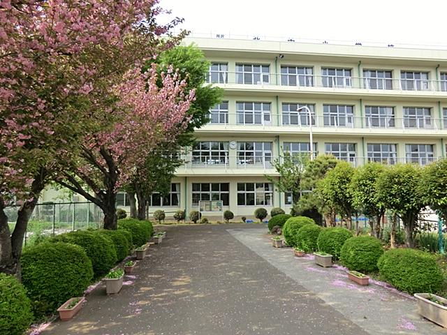 Primary school. Tokorozawa City North and Central to elementary school 857m