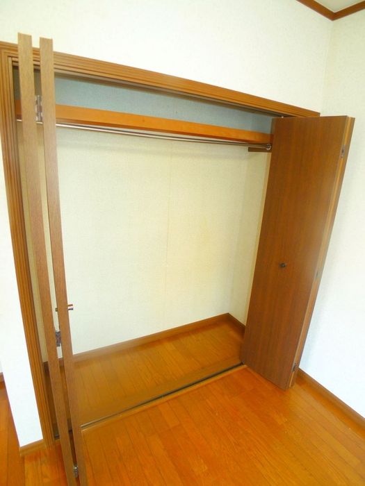 Receipt. closet