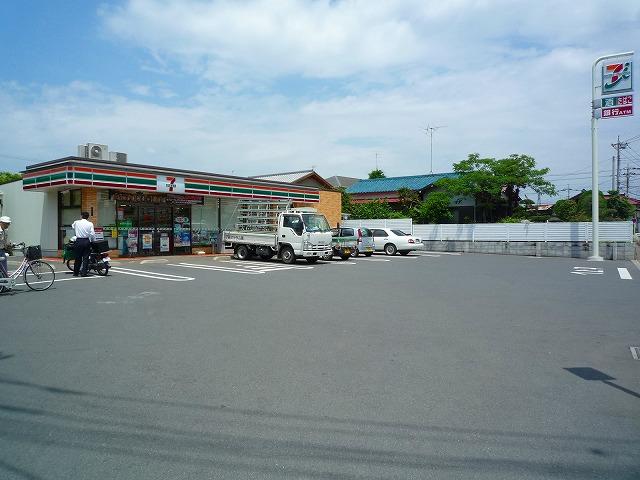 Convenience store. 855m to Seven-Eleven Tokorozawa Arahata shop