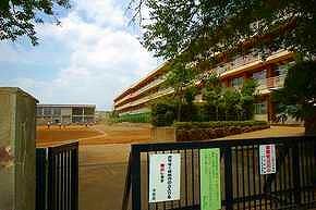 Junior high school. Tokorozawa Municipal Nanryo until junior high school 817m