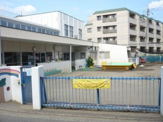 Primary school. Tokorozawa Municipal Kitaakitsu to elementary school 331m