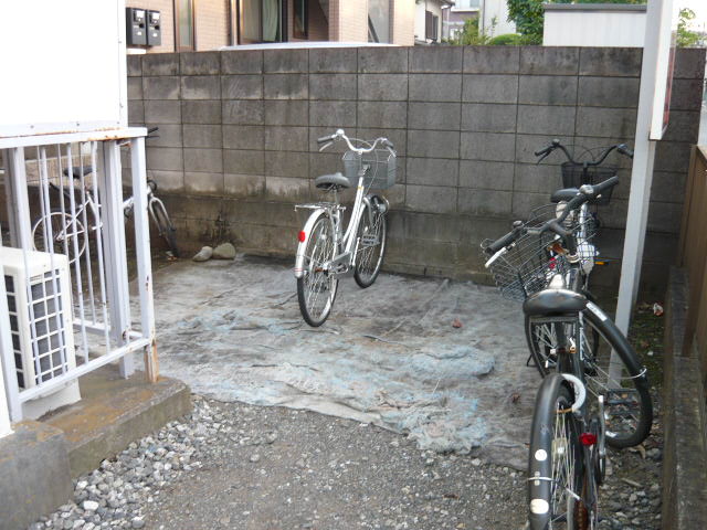 Other common areas. Joint Bicycle.