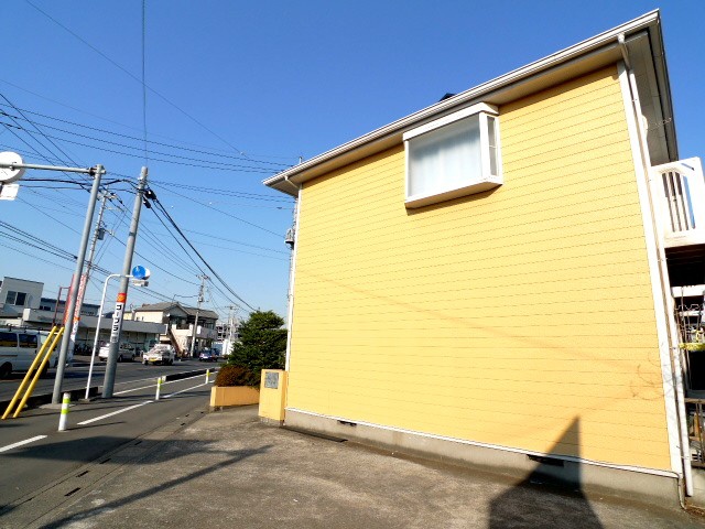 Building appearance. Parking is also on site