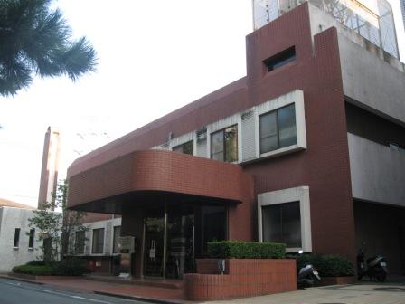 Hospital. Kanai 400m until the clinic (hospital)