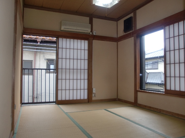 Living and room