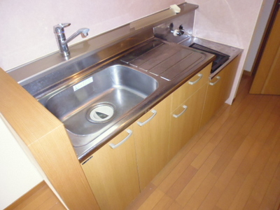 Kitchen. 2-neck can be installed