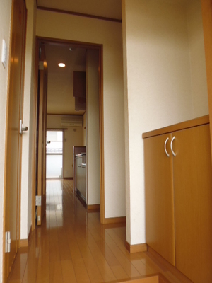 Entrance. Cupboard