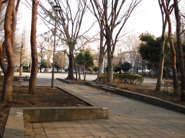 park. Kamiarai East Park until the (park) 110m
