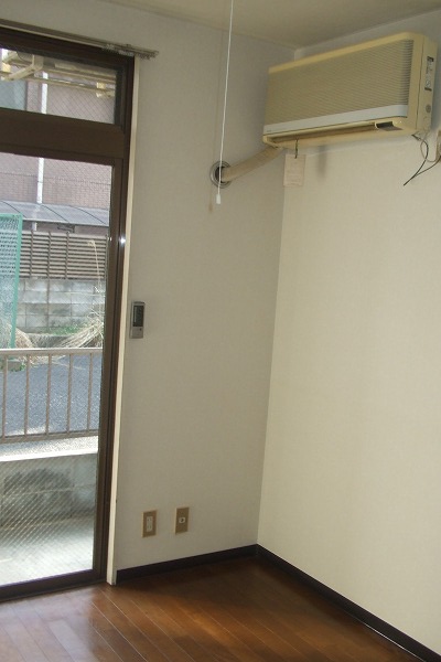 Living and room