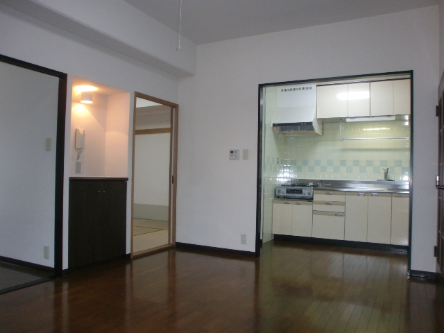 Living and room