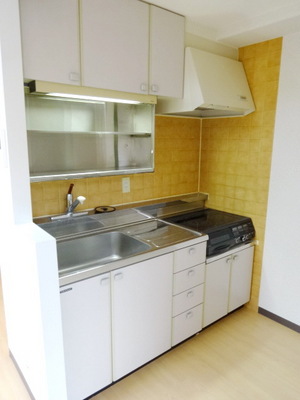 Kitchen. Around the kitchen