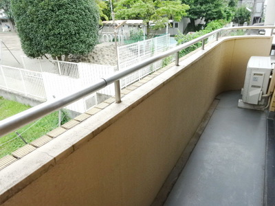 Balcony. Spacious balcony