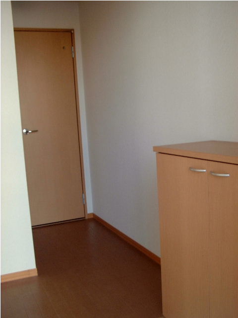 Entrance. Cupboard with ・ Entrance