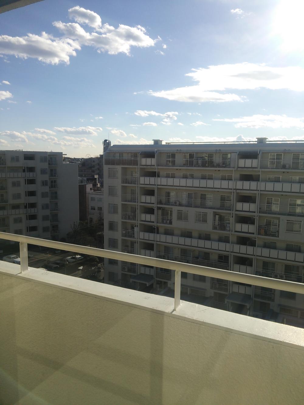 View photos from the dwelling unit. View from the site (December 2013) Shooting