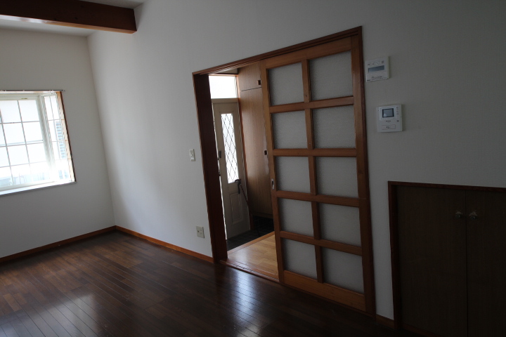 Living and room
