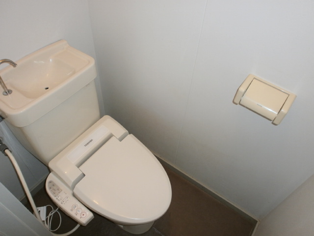 Toilet