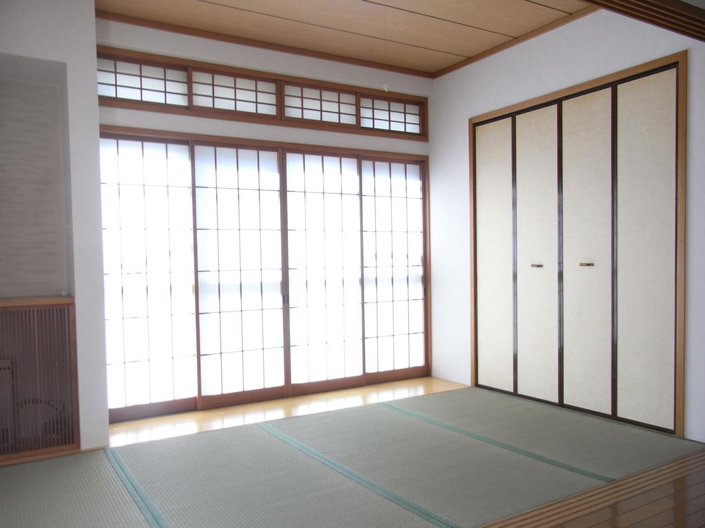 Living and room. Guests can relax on the veranda