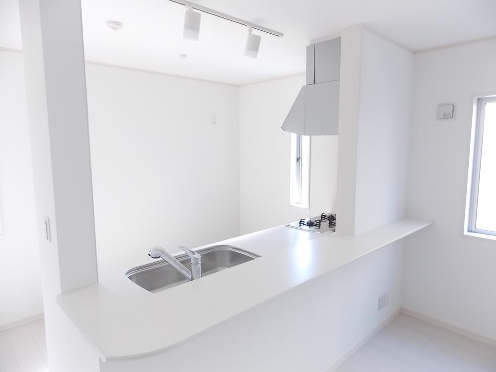 Kitchen. Building 2 room (November 2013) Shooting