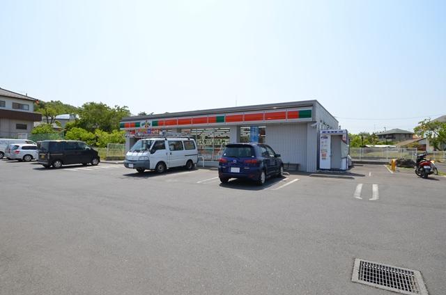 Convenience store. Thanks Tokorozawa 430m until the Kitano Tenjin-dori
