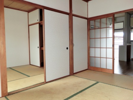 Other room space. 6-mat Japanese-style room. There is also a storage space.