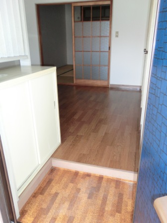 Entrance. Entrance around there is also a cupboard is refreshing.
