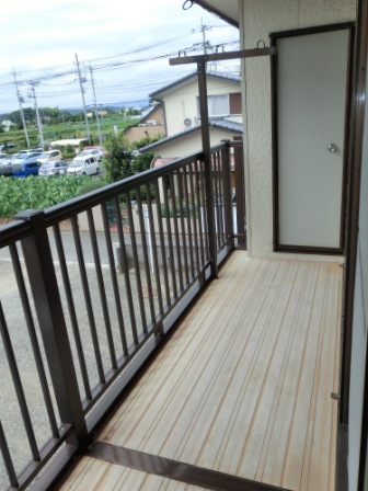 Balcony. Worry people a lot of luggage since the veranda there is also a storeroom.