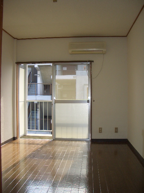 Living and room. Bright room with air conditioning